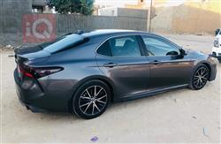 تۆیۆتا کامری